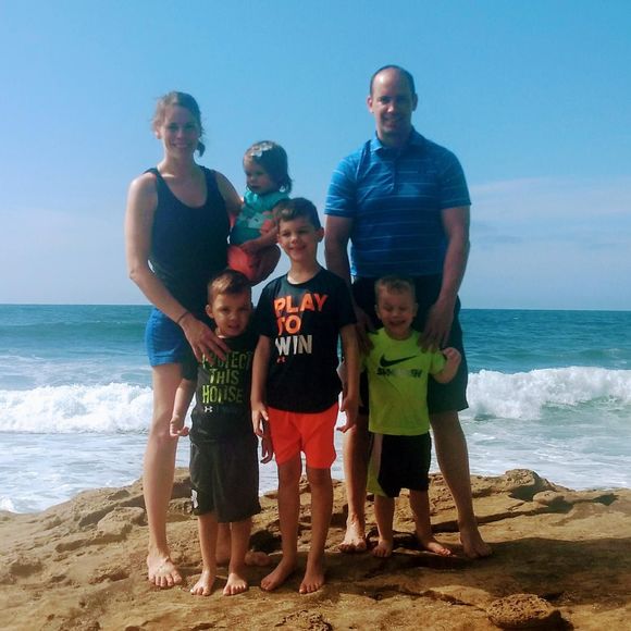 Meet your Posher, Sara - Picture 1 of 1